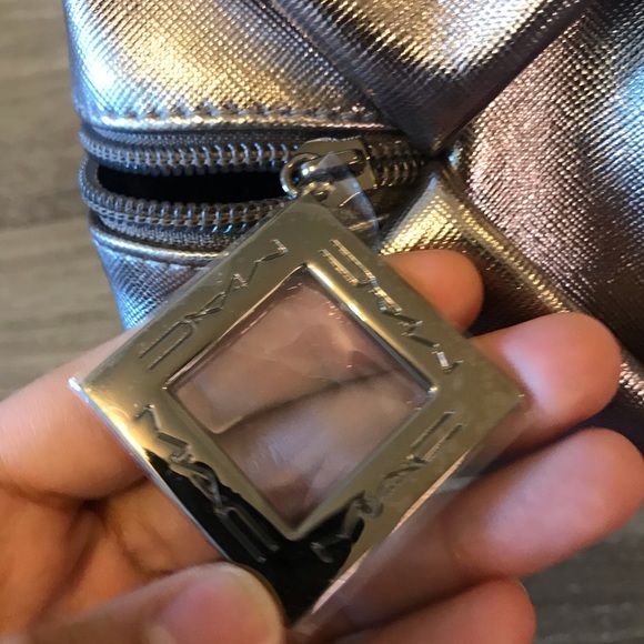 MAC makeup bag - Picture 3 of 4